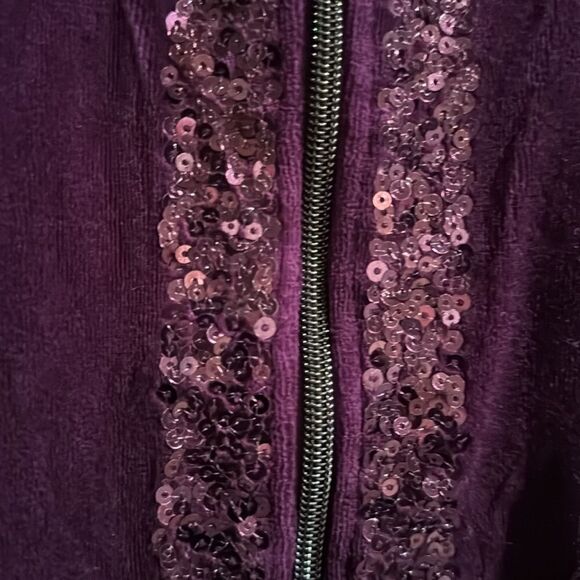 Onque Casuals Purple Velour Track Suit Size Medium 2 Pc Set Sequins on Jacket - Picture 4 of 8